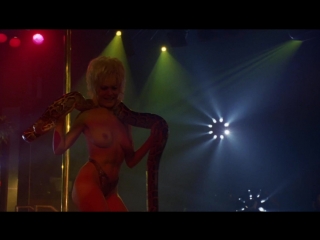 video demi moore rena riffel barbara alyn woods nude striptease 1996 hd1080p bluray watch online рена риффел стриптиз sex