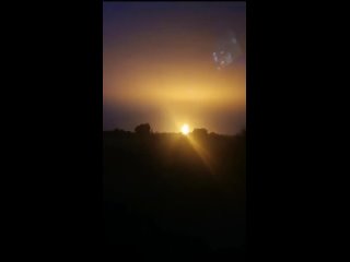 video около британского оксфорда произошел мощнейший взрыв очевидцы сообщают что от взрыва возник огромный огненный шар sex