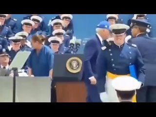 video сша раскрыты истинные причины почти интереса пентагона к беспилотным системам два майора t medonbassinfograd sex