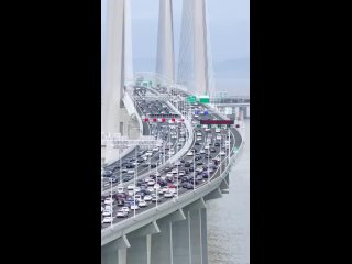 video огромное 24 километровое морское шоссе всё равно открыли в китае после 18 лет строительства 24 километровое sex