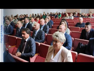 video первая сессия горловского городского совета i созыва новые депутаты выбрали председателя горсовета sex
