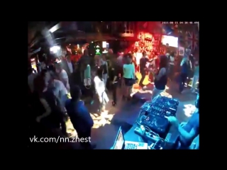 video стриптизерша и девушка подрались в ночном клубе нижнего новгорода sex