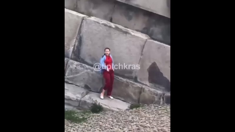 video пьяная парочка осквернившая мемориал малая земля в новороссийске задержана sex