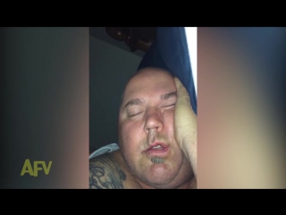 video ее муж делал это во сне тогда она лючила камеру и сделала супруга мировой звездой sex