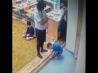 video в атырау воспитательница одного из молодые садов попала в объектив видеокамер во время избиения секс ребенка sex