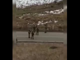 video азербайджанские бойцы троллят армян кальбаджар карабах азербайджано армянская граница sex