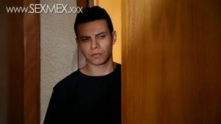video nicky ferrari секс мамка и молоденький гость sex