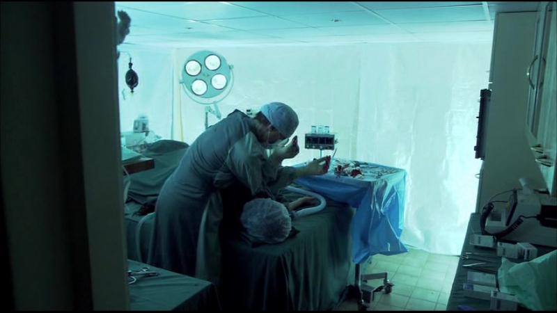 video человеческая многоножка 1 часть 2009 the human centipede first sequence ужасы sex