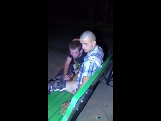 video мент спалил двух хохлов геев сосущих в парке ночью sex