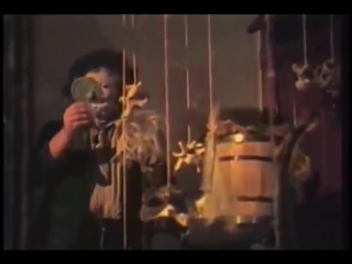 video техасская резня бензопилой 1974 вырезанная сцена sex