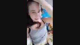 video пришли домой после школы душskypeperiscopeголаяновоемолодыемастурбируетвпискарасческаперископдрочшкольница sex