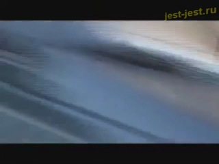 video пьяна шмара валяется на асфальте sex