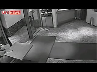 video милиционер устроил дебош со стрельбой в ночном клубе sex