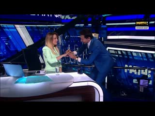 video ведущая матч тв элеонора хабибулина получила в прямом эфире предложение стать женой sex