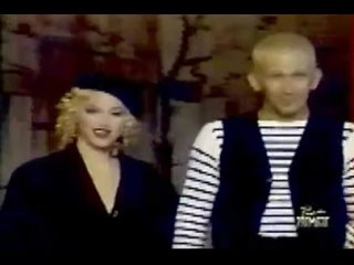 video распутница мадонна прилюдно оголила грудь 1992 смотрите и наслаждайтесь не порноне эротика sex