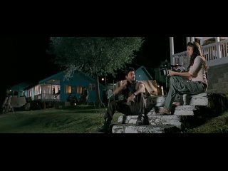 video сцена из фильма пока я жив jab tak hai jaan бомба может убить раз а жизни нас убивают день за днем sex
