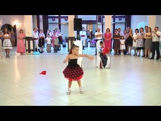 video мистер и миссис молдова 2011 малышам чуть менее 6 ти лет но такое вытворяют просто чудо sex