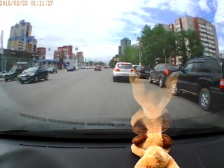 video человек без ног вынужден просить прямо на дороге позорище властям sex
