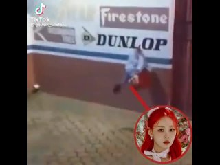 video fofão red haired small short thing doll doing a flip backflip and a little arrow pointing it to yves from loona sex