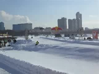 video 2 небольшие ролики с заездов гонки чемпионов сделанные на мыльницу цифровую sex