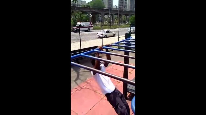 video explosive muscle ups взрывные выходы силой на турнике sex