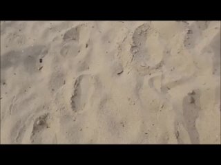 video парень дрочит перед девушкой и кончает ей на грудь общественный пляж sex