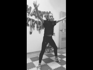 video подглядела и записала пчёлка моя 25 часа репетировала пришла домой и опять повторяет новую связку sex