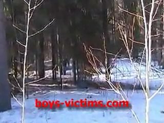 video россия привязали парня к дереву и молодые до крови sex
