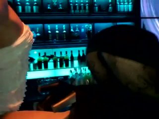 video пьяная в клубе в колготках на барной стойке стриптиз sex