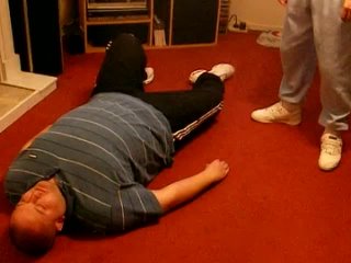 video scouse scally white reebok trample and facestand трамплинг и топтание лица sex