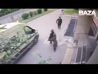video это видео с камер наблюдения на отделении сбербанка в красноярске вооружённые преступники sex