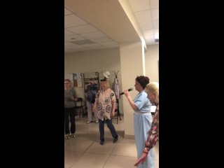 video зрители с удовольствием и попели и потанцевали sex