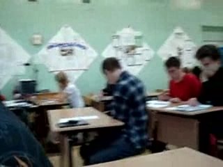 video школота издевается прикол приколюха шутка школа в школе супермен человек паук идиоты на уроке стыд жизнь позор sex