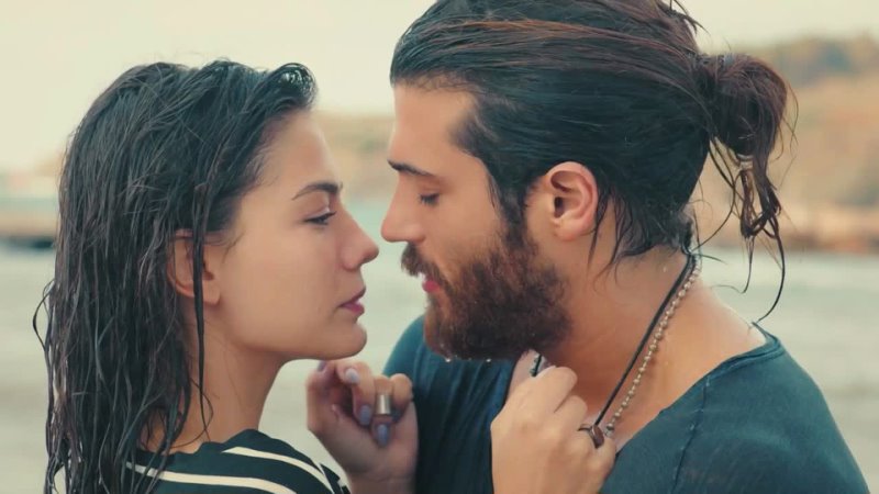 video can e sanem al mare ma che scene emozionanti anche se a me imbarazzano pure ma sex