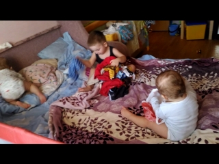 video мама принесла белье погладитьпока наливала воду в утюгвот что было sex