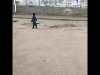 video когда городские власти забили на состояние дорог на помощь приходит он юный омич с молодые sex
