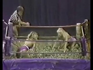 video usmud wrestling by japanese stuff very rare but very sexy sex