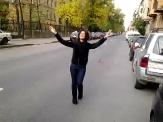 video нереально милая армяночка и танцует супер sex