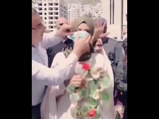 video cette femme palestinienne a attendu 18 ans que son fiancé ismail abu aisha soit enfin libéré du goulag juif sex