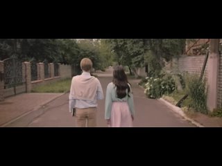 video современная молодёжь на 90 с удовольствием целует жопу хэнка sex