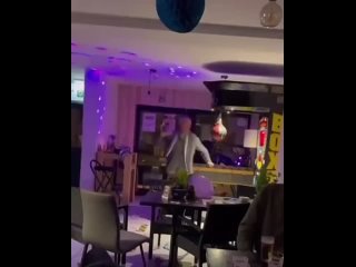 video я не боюсь того кто изучил 10 тысяч ударов я боюсь того кто изучил один удар 10 тысяч раз брюс ли sex